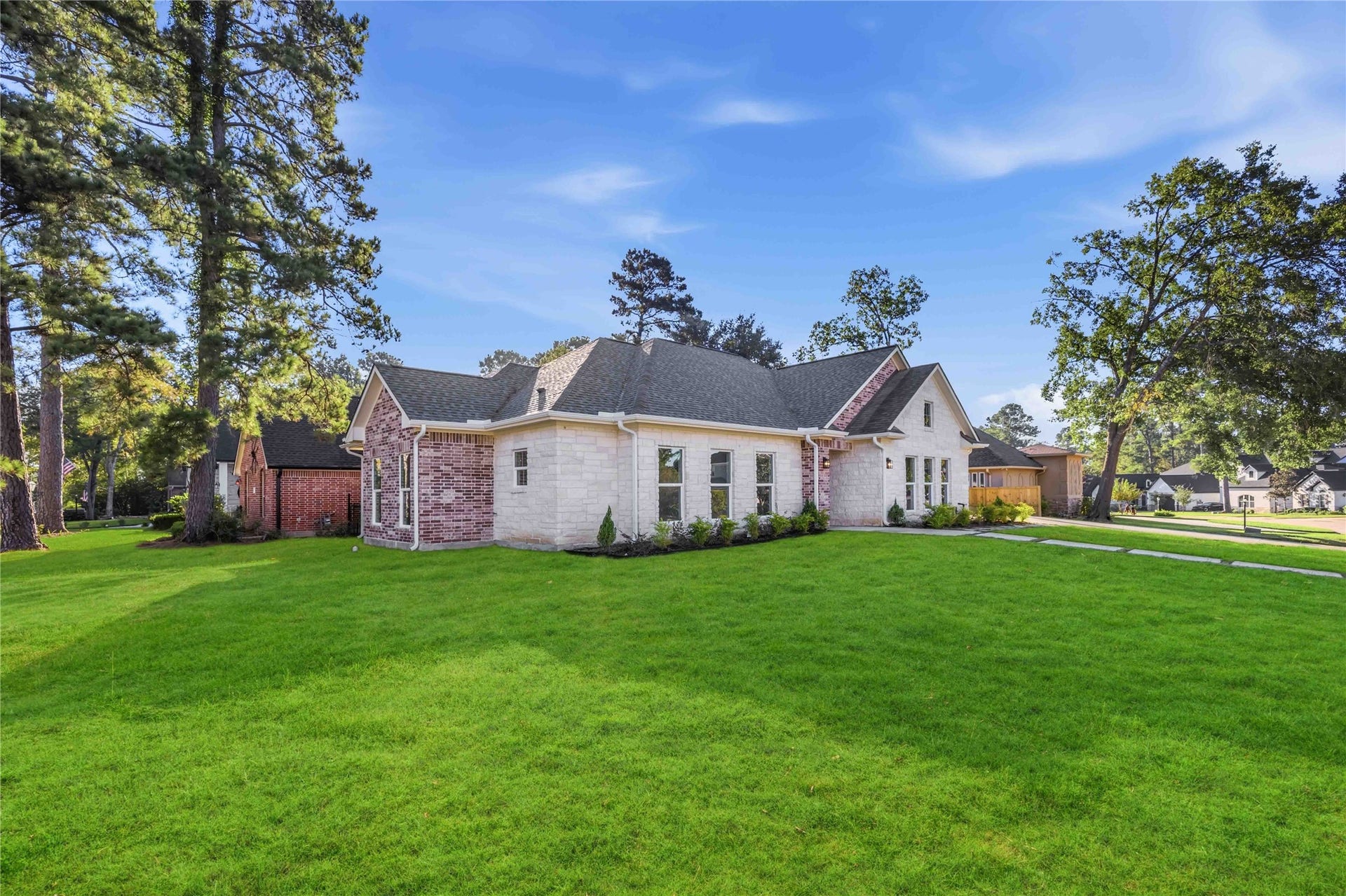 165 Wick Willow Road, Montgomery, TX 77356 Exterior - Side