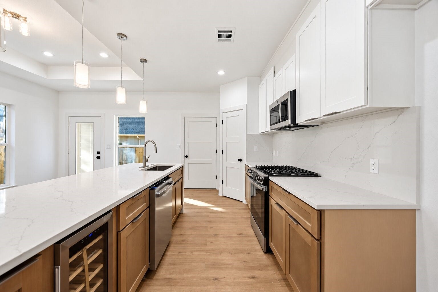 165 Wick Willow Road, Montgomery, TX 77356 Kitchen