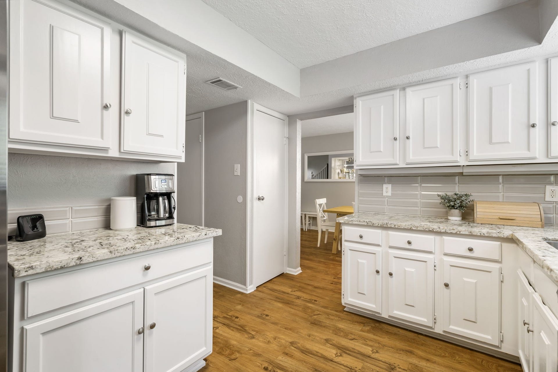 4 Basal Briar Court, The Woodlands, TX 77381 4 Basal Briar Court, The Woodlands, TX 77381