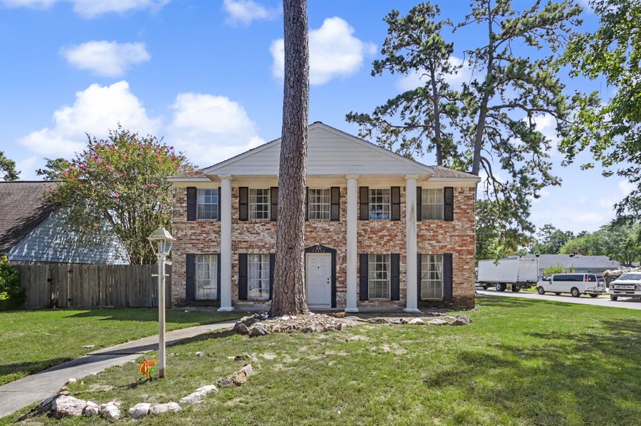 Property photo for 28902 Holly Hill Drive, Shenandoah, TX