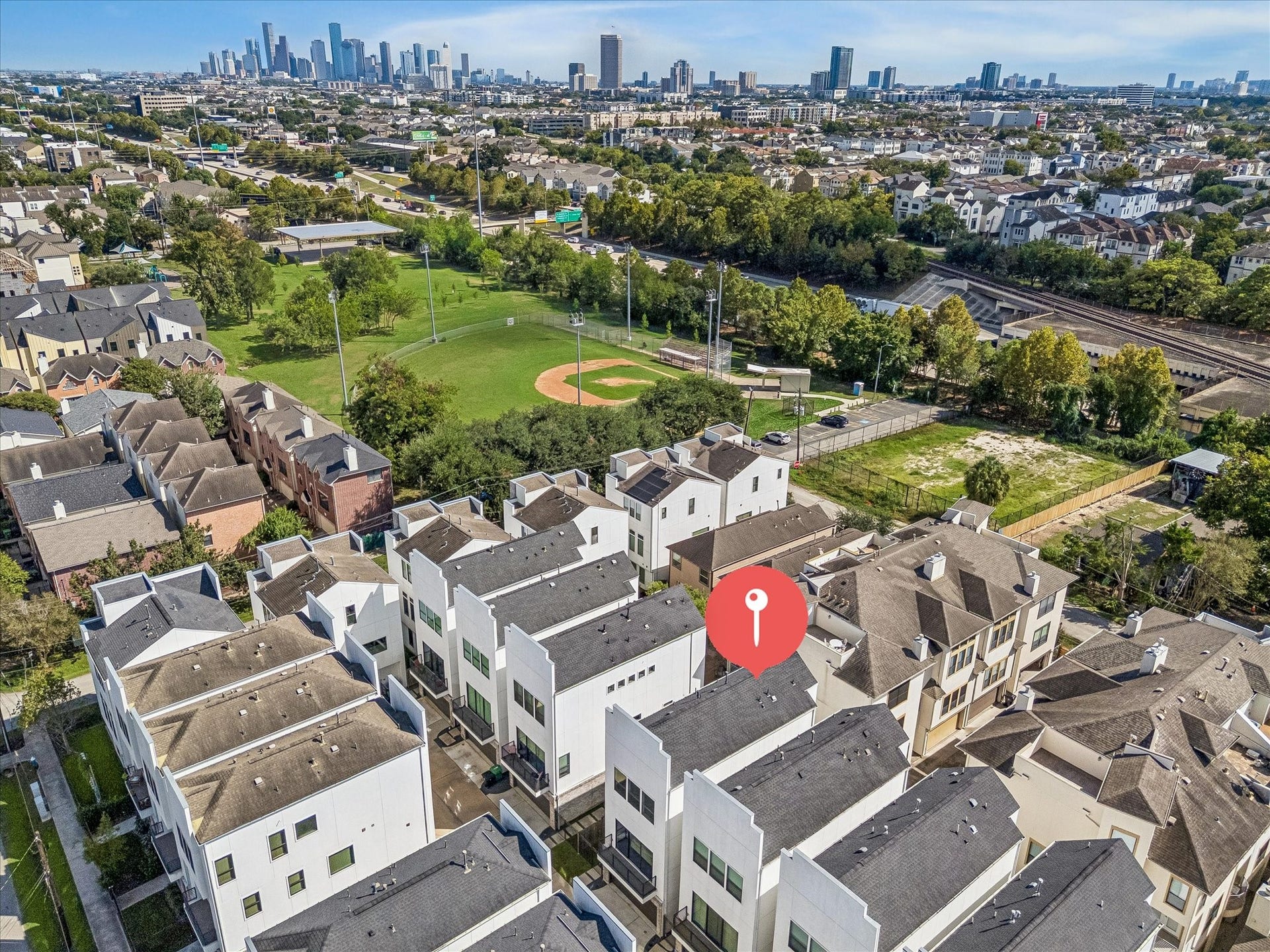 5707 Larkin Street, #B, Houston, TX 77007 Within walking distance to Cottage Grove Park and fields, Down the Street Bar & Grill, The Flower Bucket, Heights Bike Trail, and quick access to I-10, THIS is urban living at its finest!