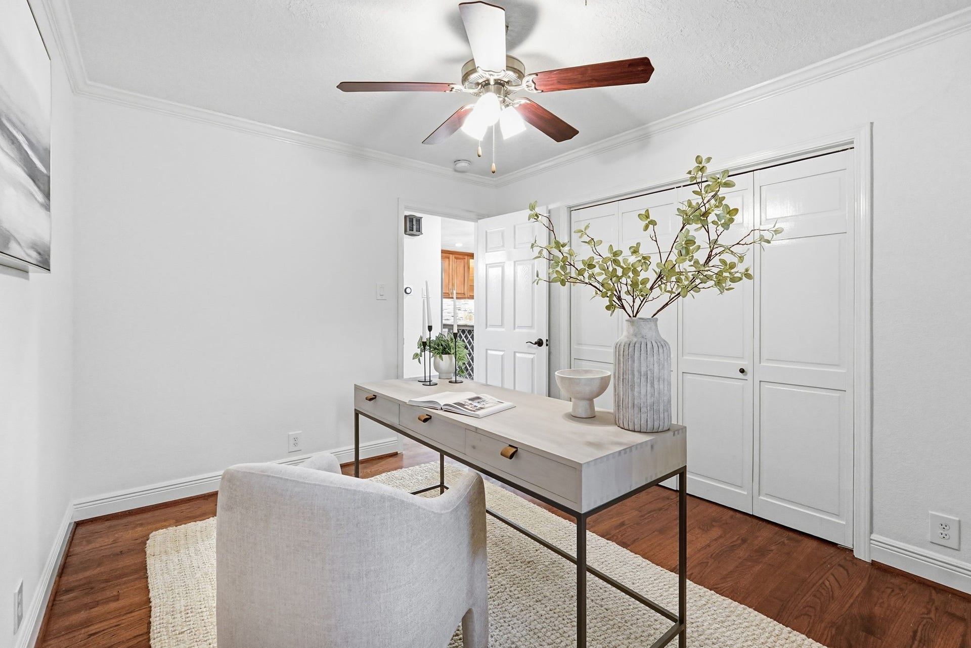 1320 Woodvine Drive, Houston, TX 77055 1320 Woodvine Drive, Houston, TX 77055