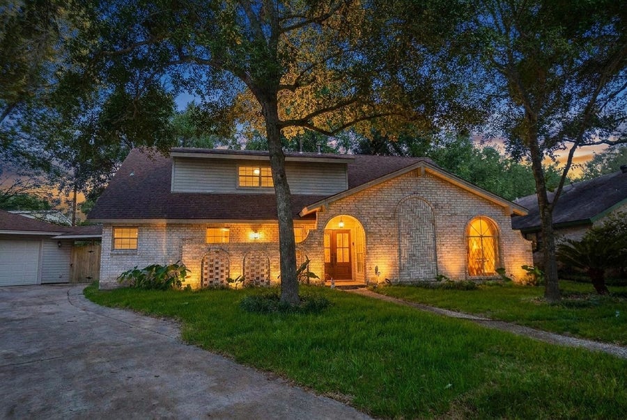 Property photo for 3018 Apple Valley Lane, Missouri City, TX