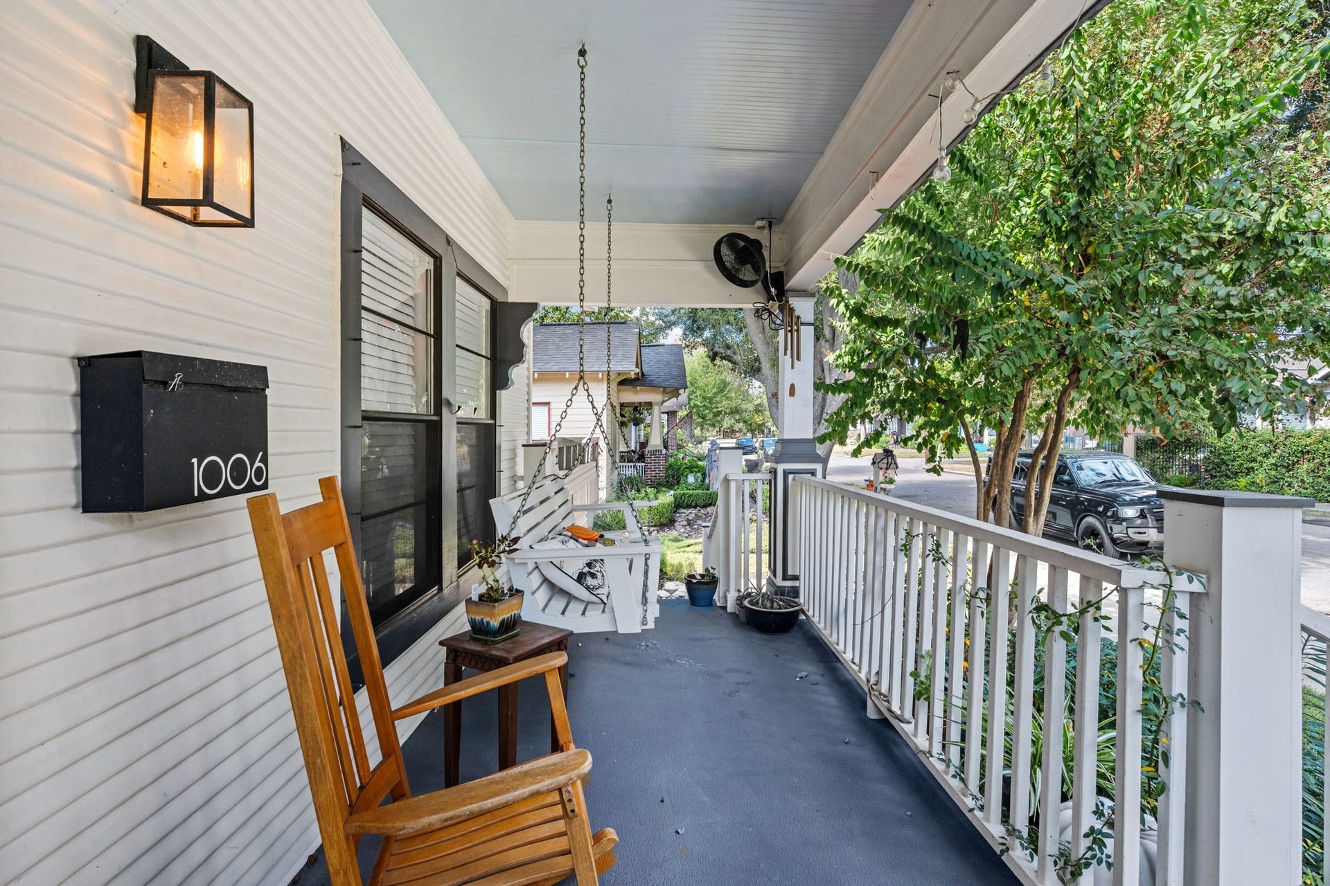 1006 W Temple Street, Houston, TX 77009 1006 W Temple Street, Houston, TX 77009