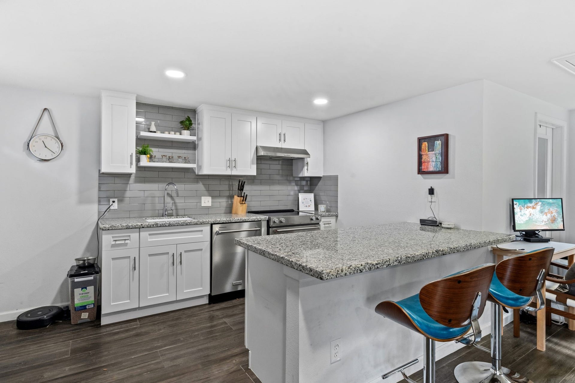 1006 W Temple Street, Houston, TX 77009 1006 W Temple Street, Houston, TX 77009