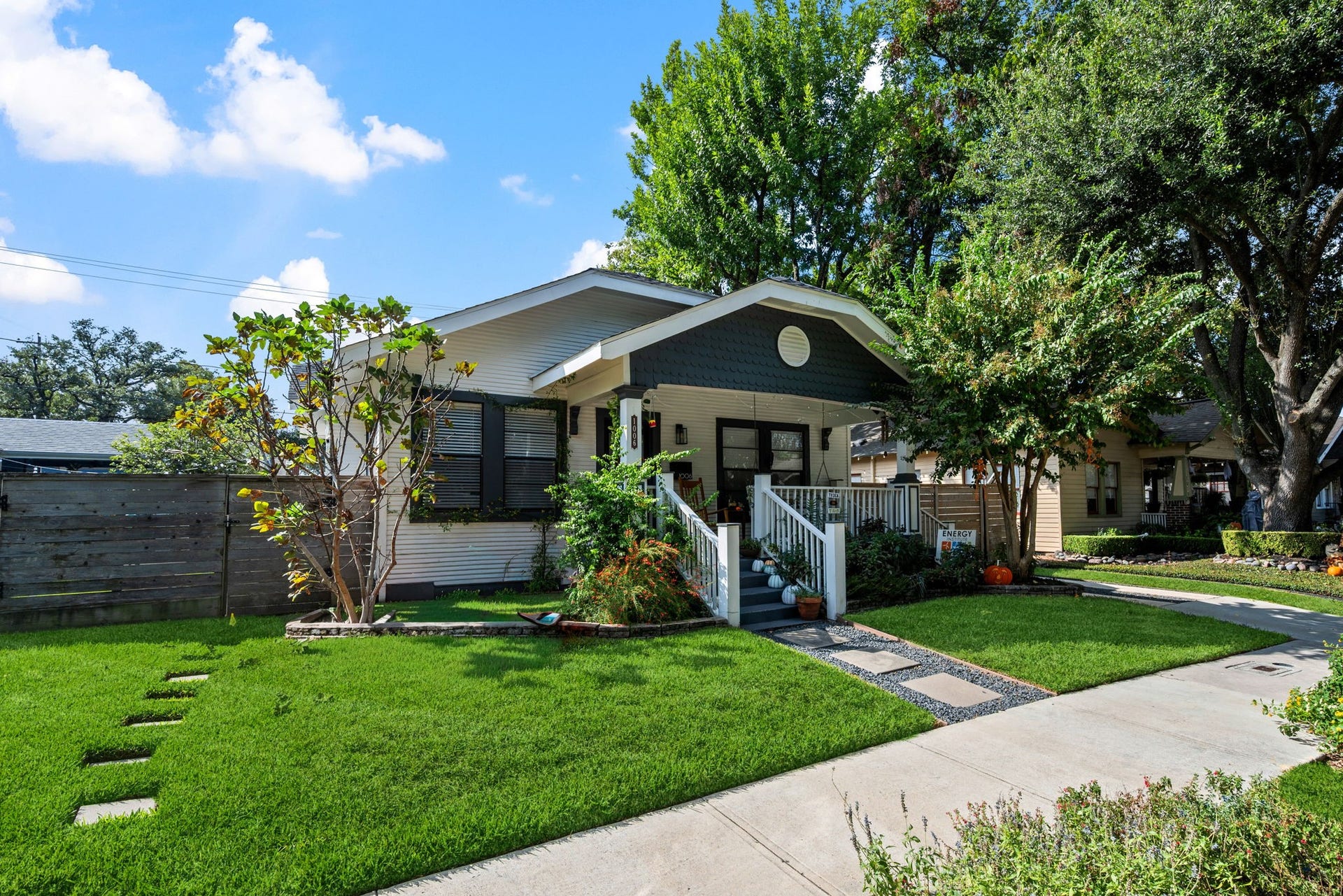 1006 W Temple Street, Houston, TX 77009 1006 W Temple Street, Houston, TX 77009