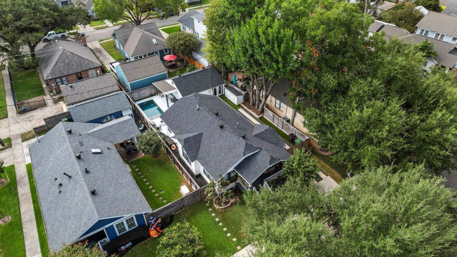 1006 W Temple Street, Houston, TX 77009 1006 W Temple Street, Houston, TX 77009