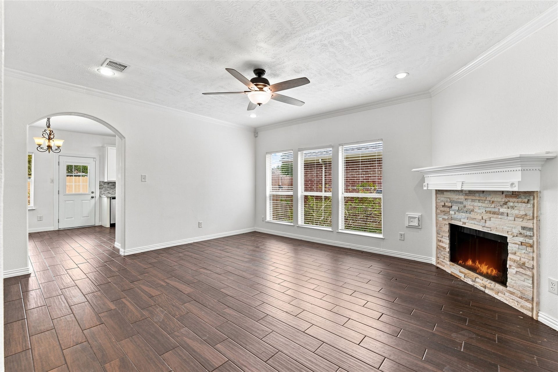3719 Nichols Avenue, Dickinson, TX 77539 3719 Nichols Avenue, Dickinson, TX 77539