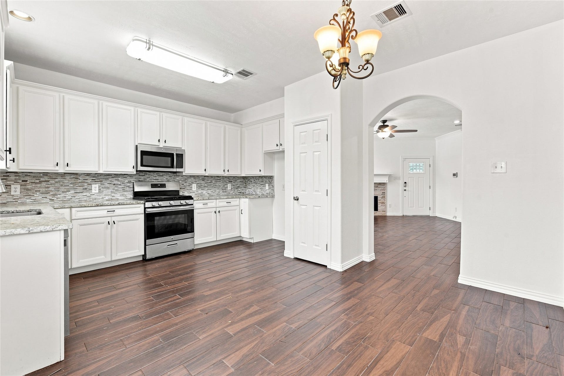 3719 Nichols Avenue, Dickinson, TX 77539 3719 Nichols Avenue, Dickinson, TX 77539