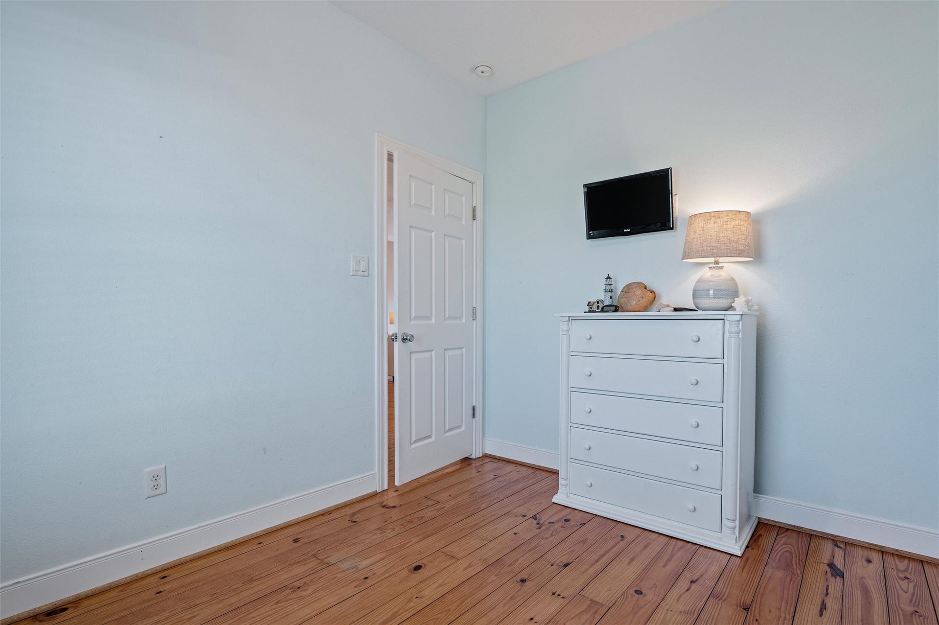 4017 Biscayne Beach Road, Port Bolivar, TX 77650
