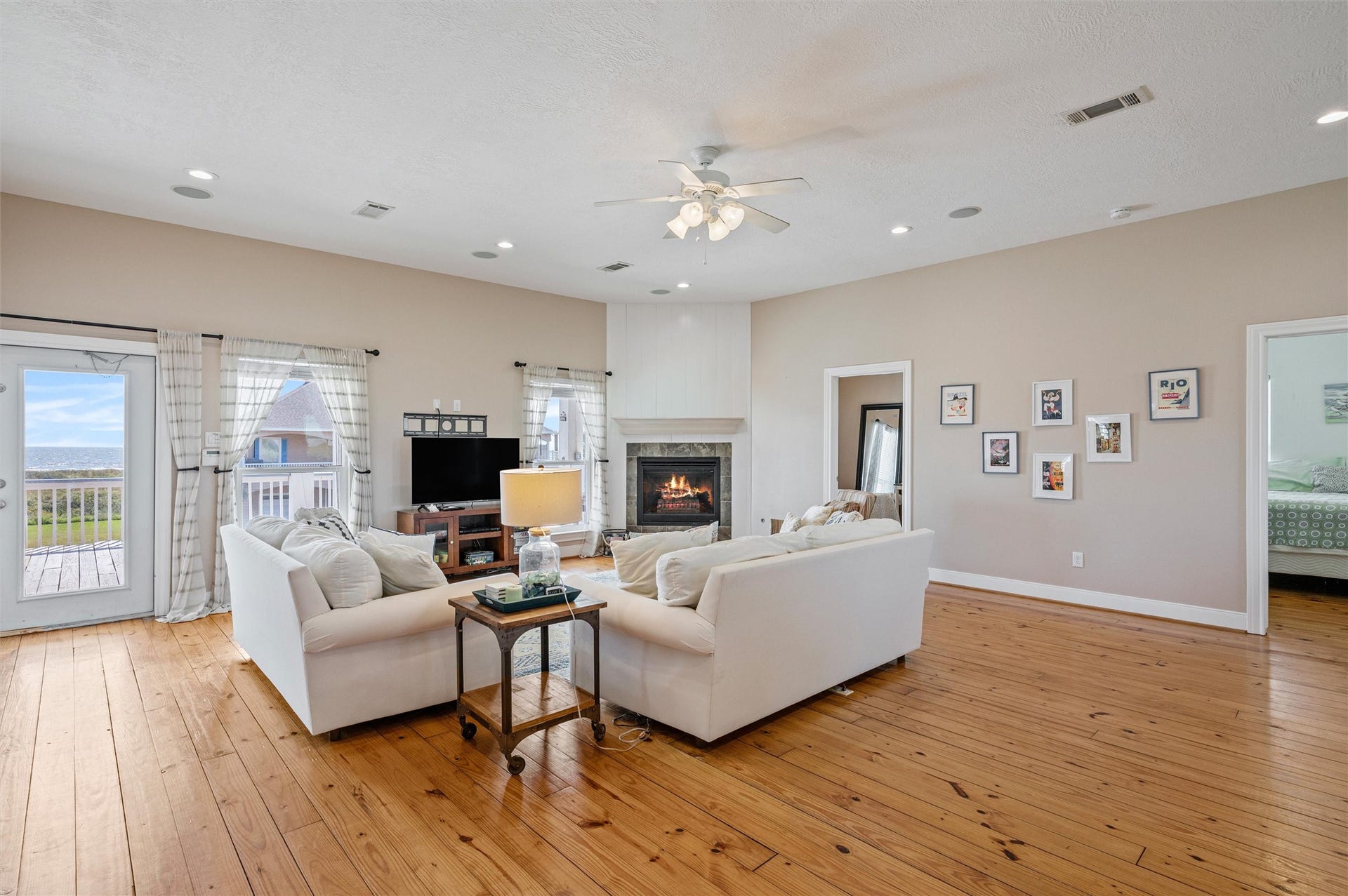 4017 Biscayne Beach Road, Port Bolivar, TX 77650