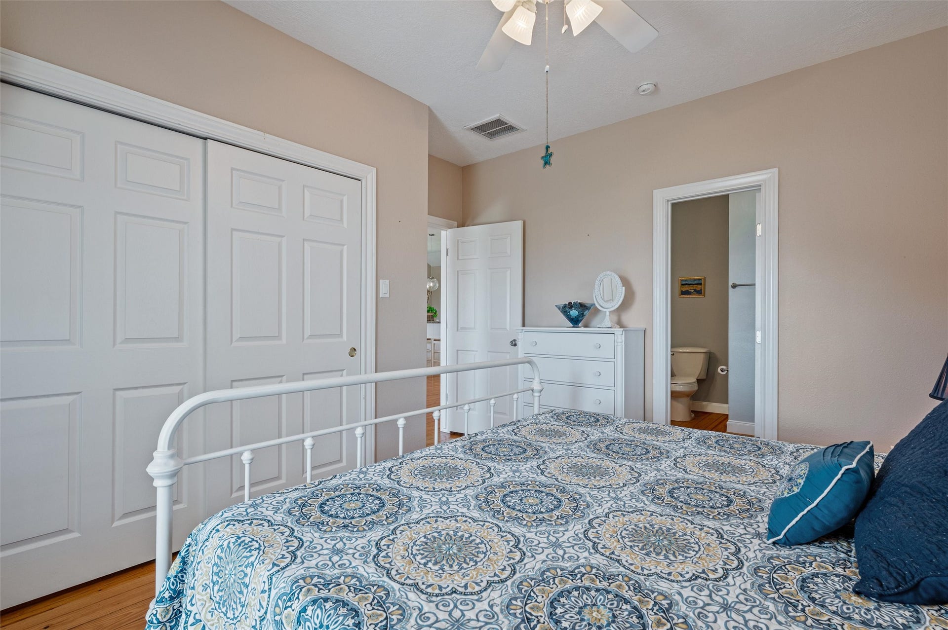 4017 Biscayne Beach Road, Port Bolivar, TX 77650