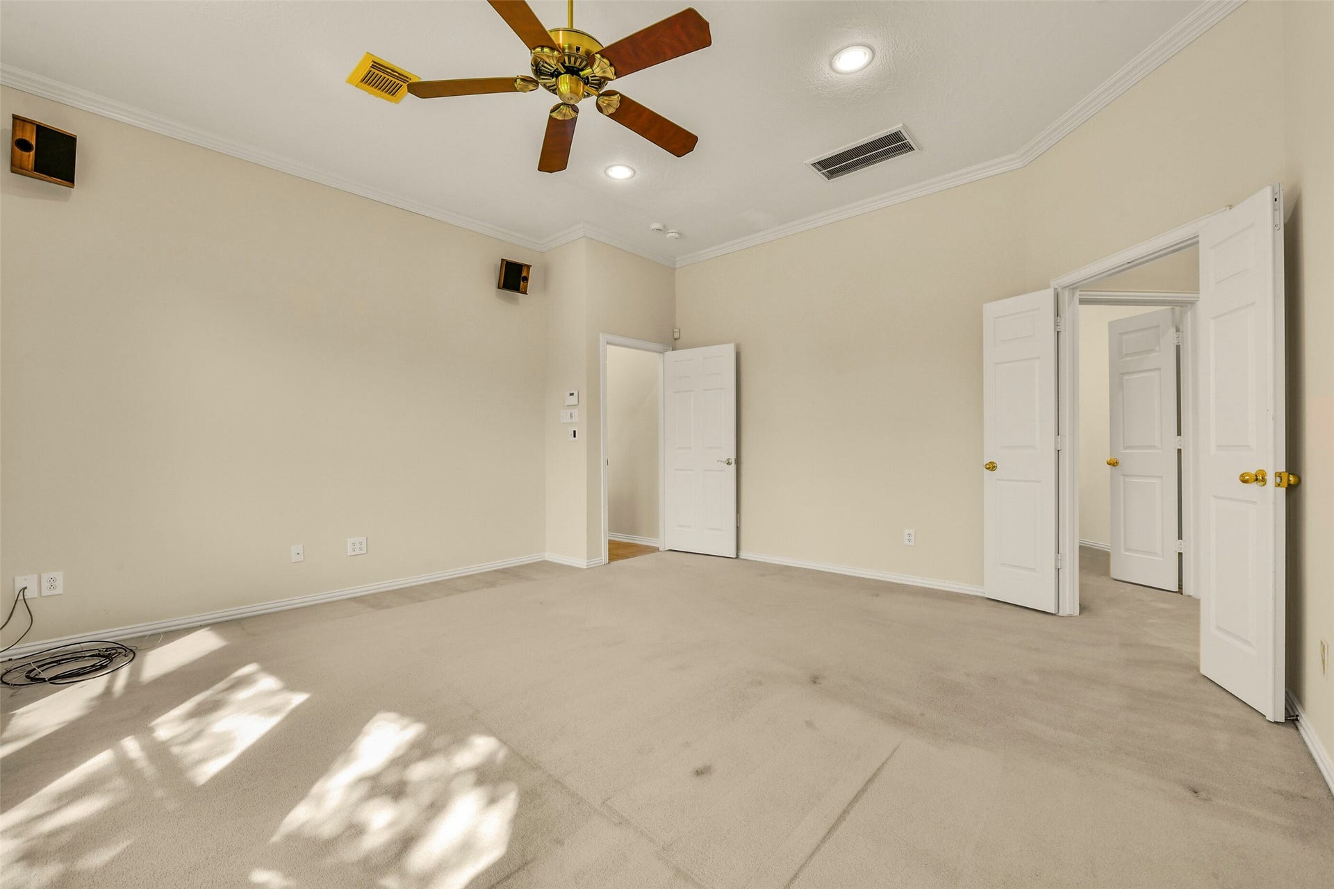 9902 Autumn Lake Trail, Pearland, TX 77584 9902 Autumn Lake Trail, Pearland, TX 77584