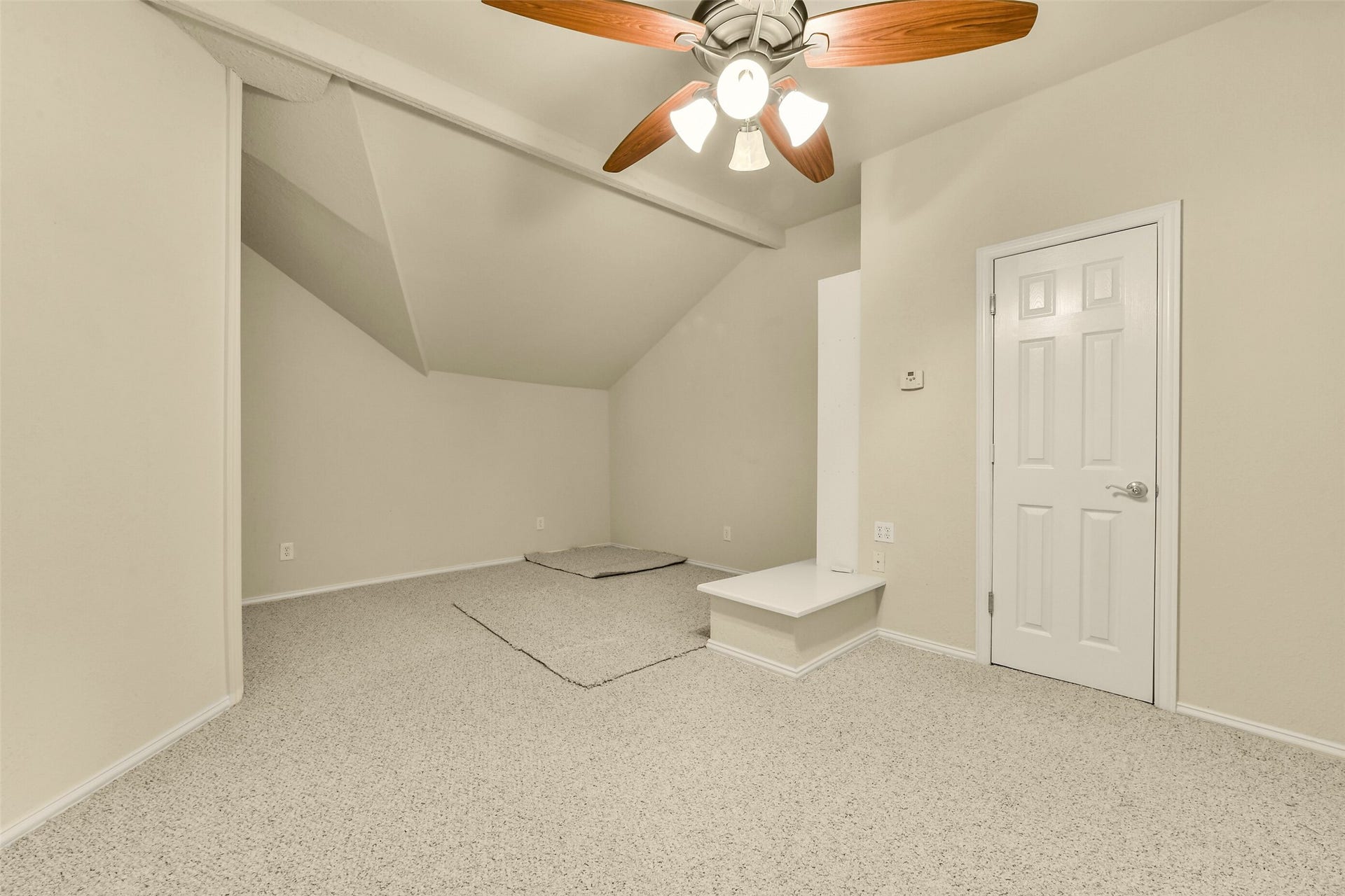 9902 Autumn Lake Trail, Pearland, TX 77584 Seller created additional storage space from attic. This space is air conditioned and carpeted.
