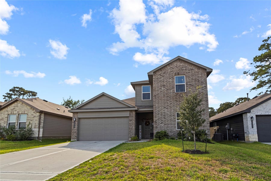 Property photo for 24538 Tilted Pine Way, Magnolia, TX