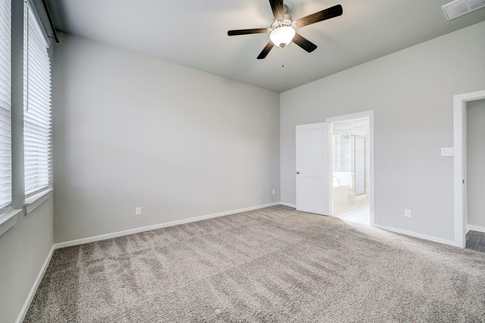 29821 Dovetail Bluff Lane, Spring, TX 77386 29821 Dovetail Bluff Lane, Spring, TX 77386