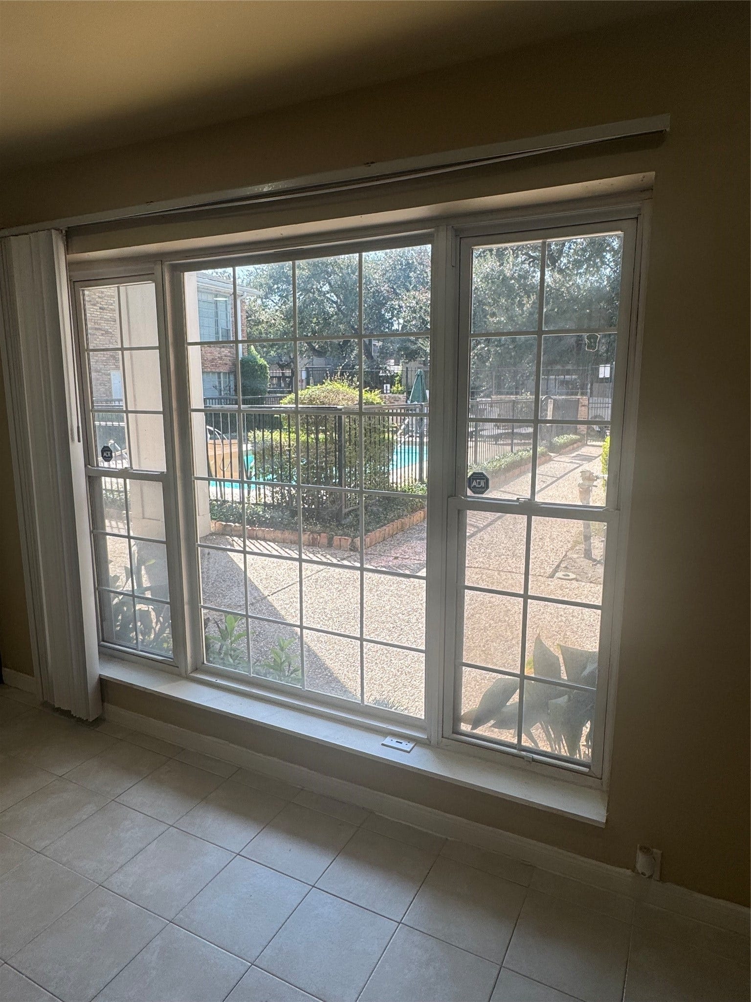 5353 Richmond Avenue, #4, Houston, TX 77056 5353 Richmond Avenue, #4, Houston, TX 77056