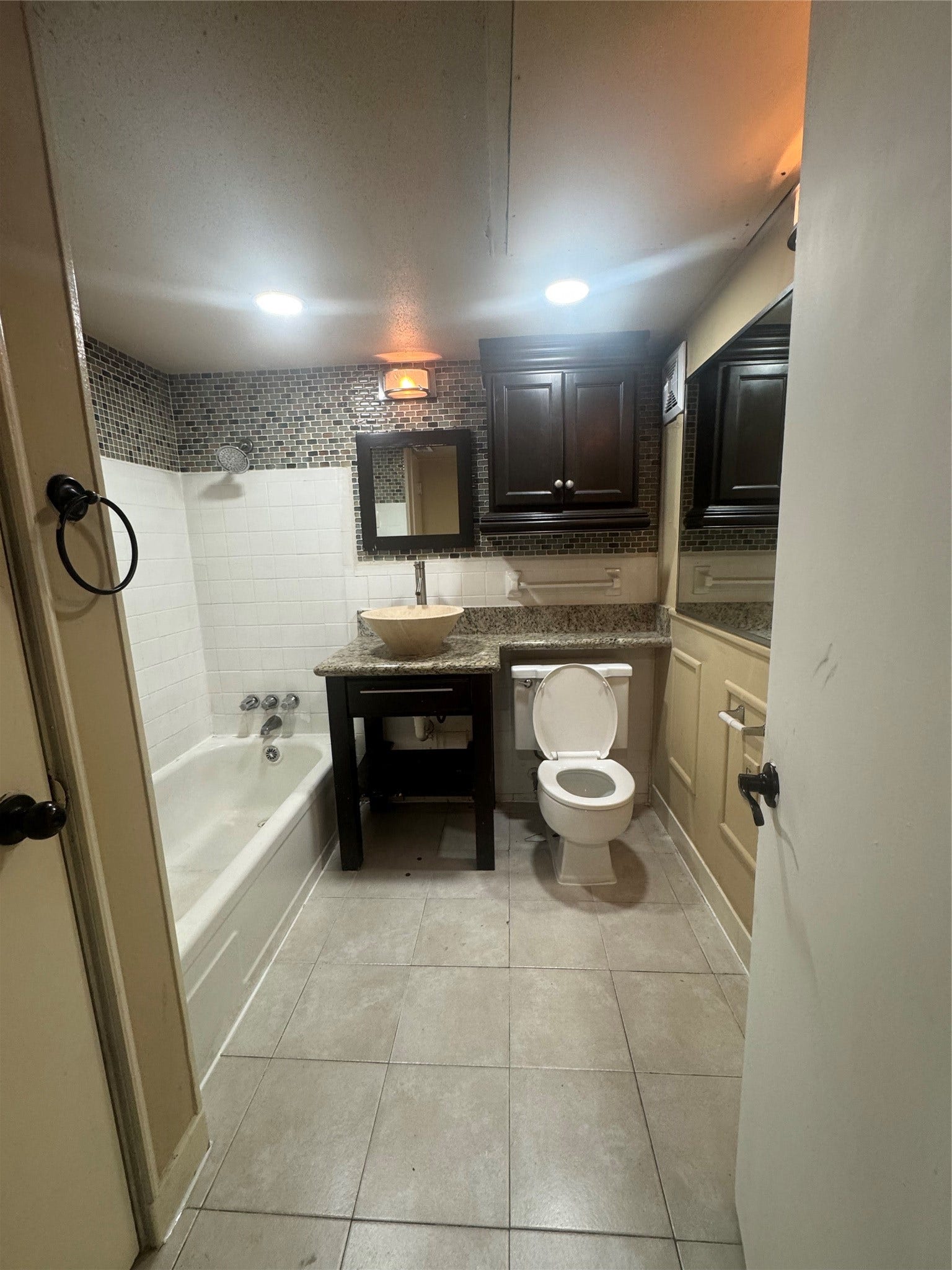 5353 Richmond Avenue, #4, Houston, TX 77056 5353 Richmond Avenue, #4, Houston, TX 77056