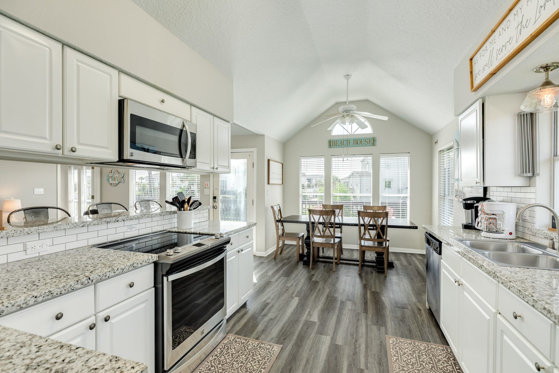 4003 Silver Reef, Galveston, TX 77554 4003 Silver Reef, Galveston, TX 77554