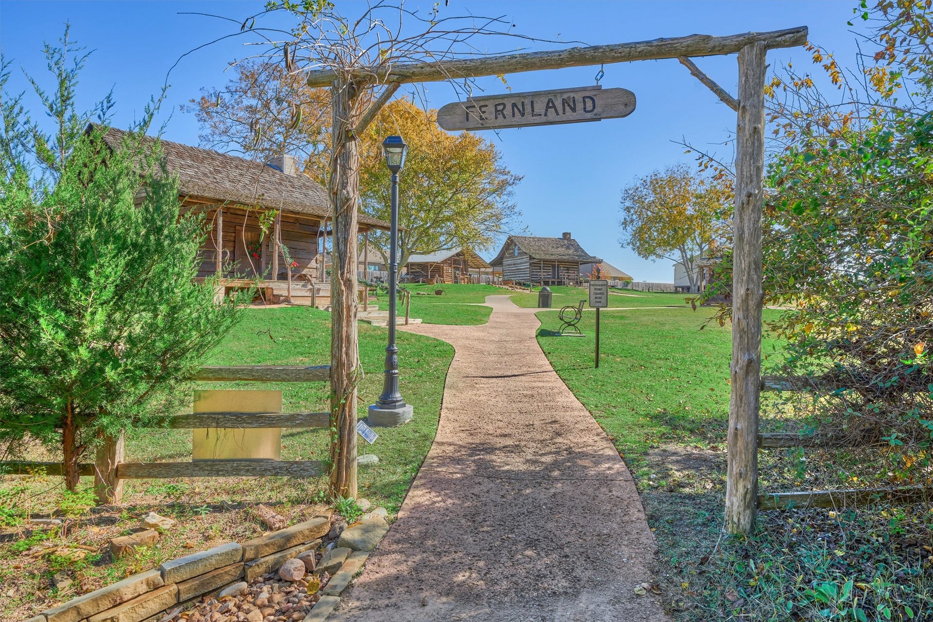119 Bessie Price Owens Drive, Montgomery, TX 77356 119 Bessie Price Owens Drive, Montgomery, TX 77356