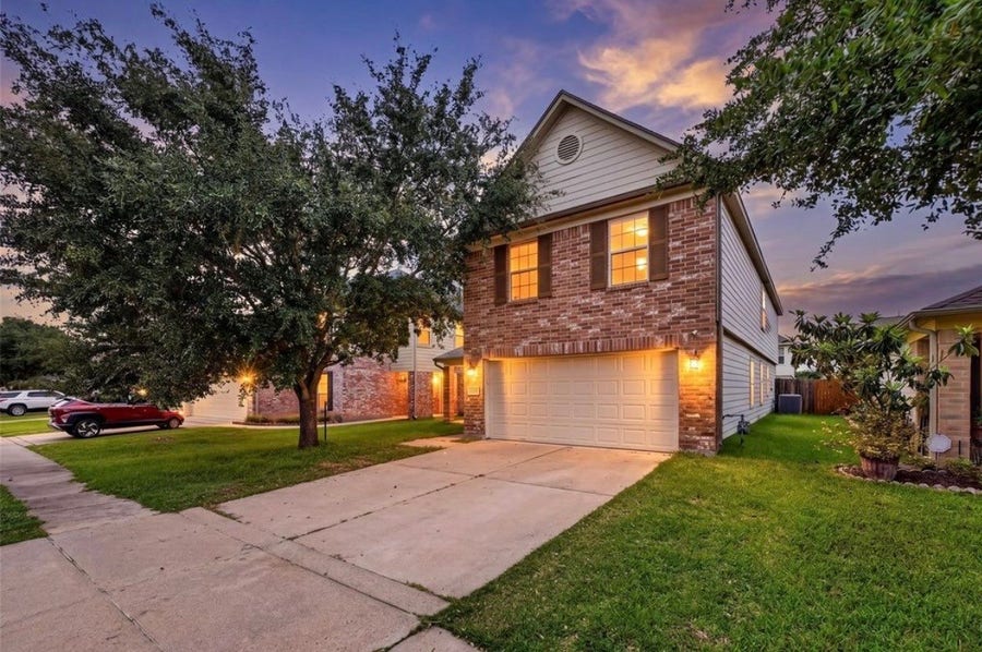Property photo for 3026 Apple Dale Drive, Houston, TX