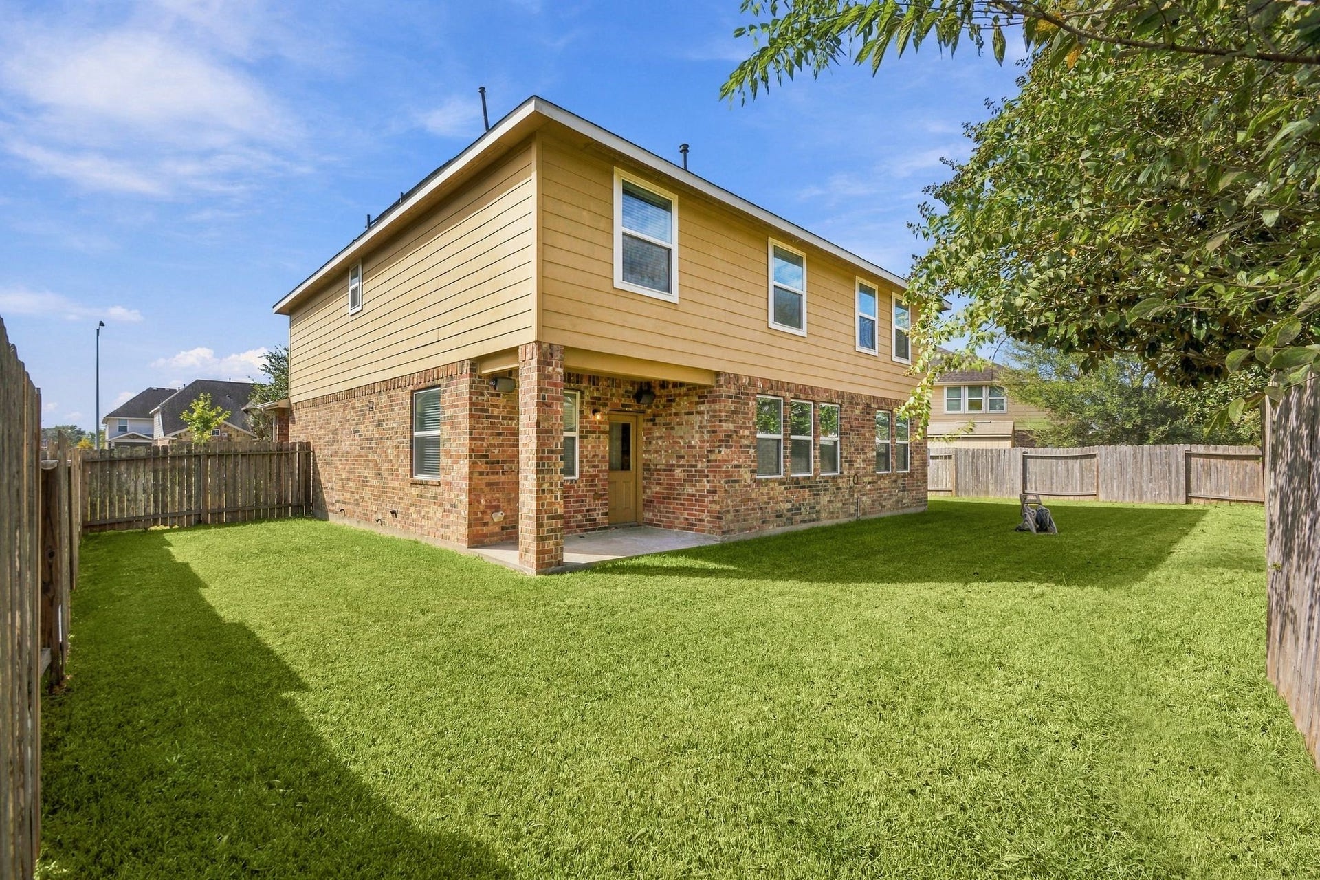 4205 Orchard Court, Pearland, TX 77584 4205 Orchard Court, Pearland, TX 77584