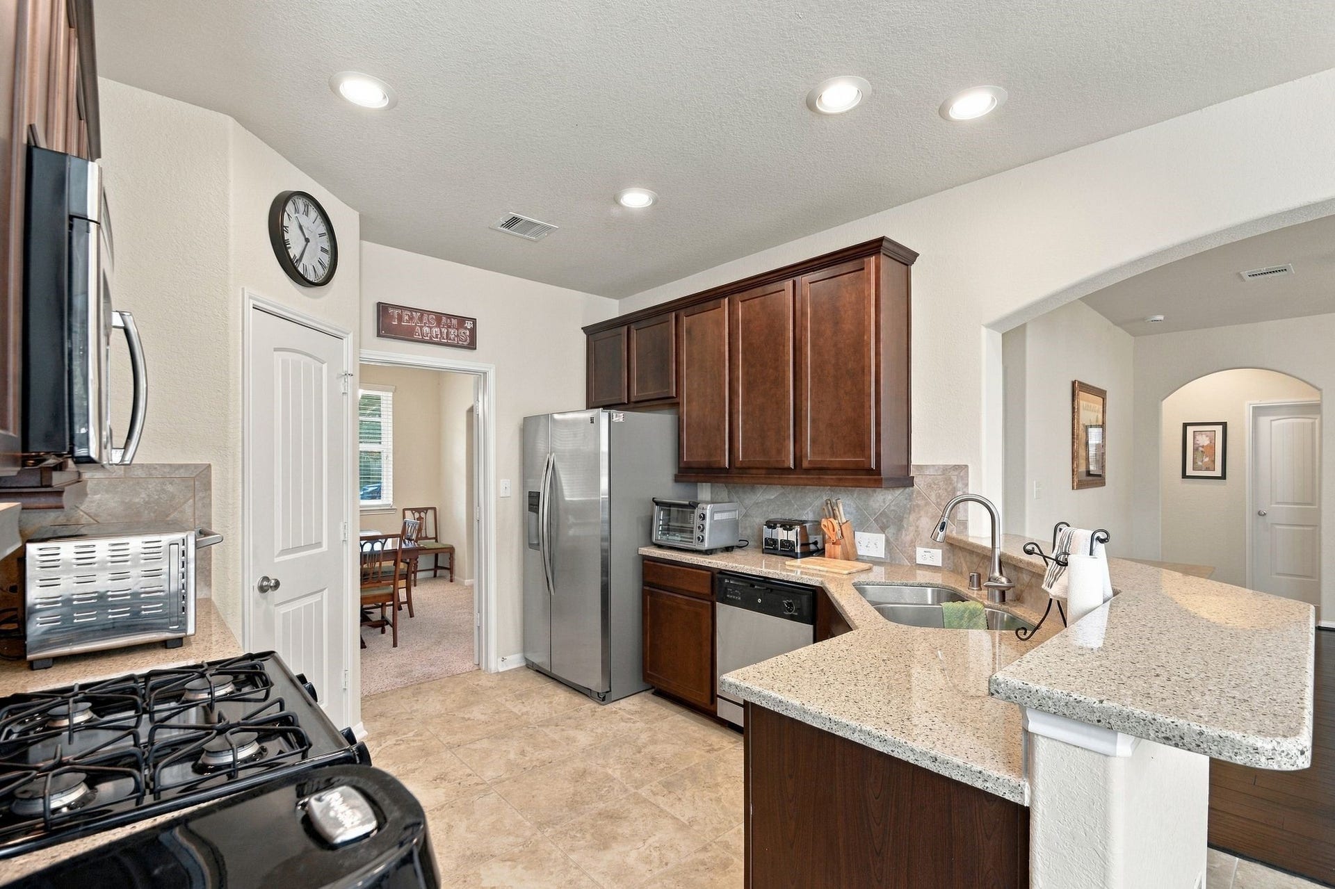 4205 Orchard Court, Pearland, TX 77584 4205 Orchard Court, Pearland, TX 77584
