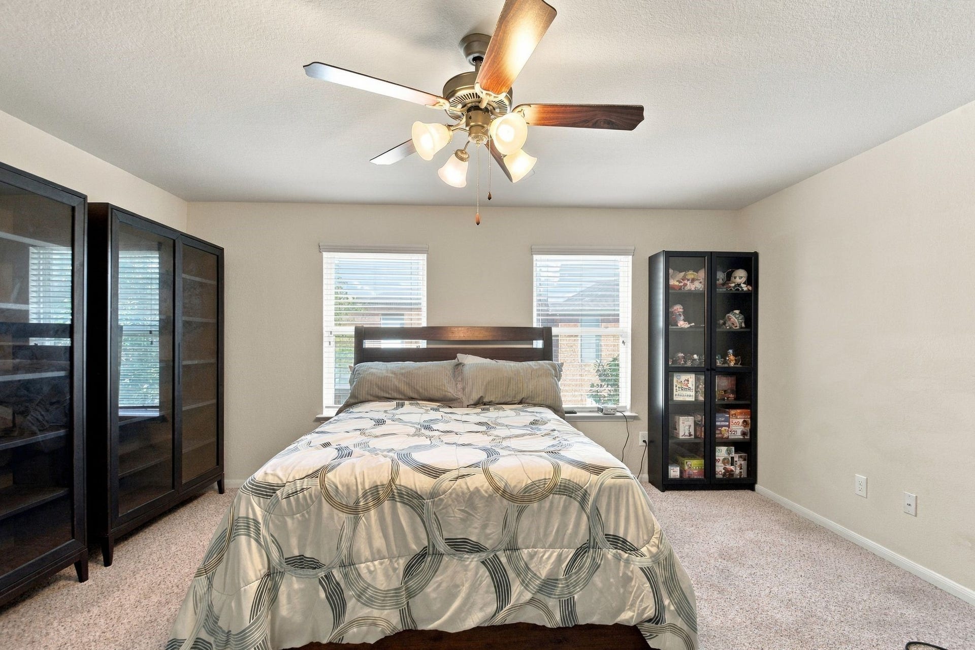 4205 Orchard Court, Pearland, TX 77584 4205 Orchard Court, Pearland, TX 77584