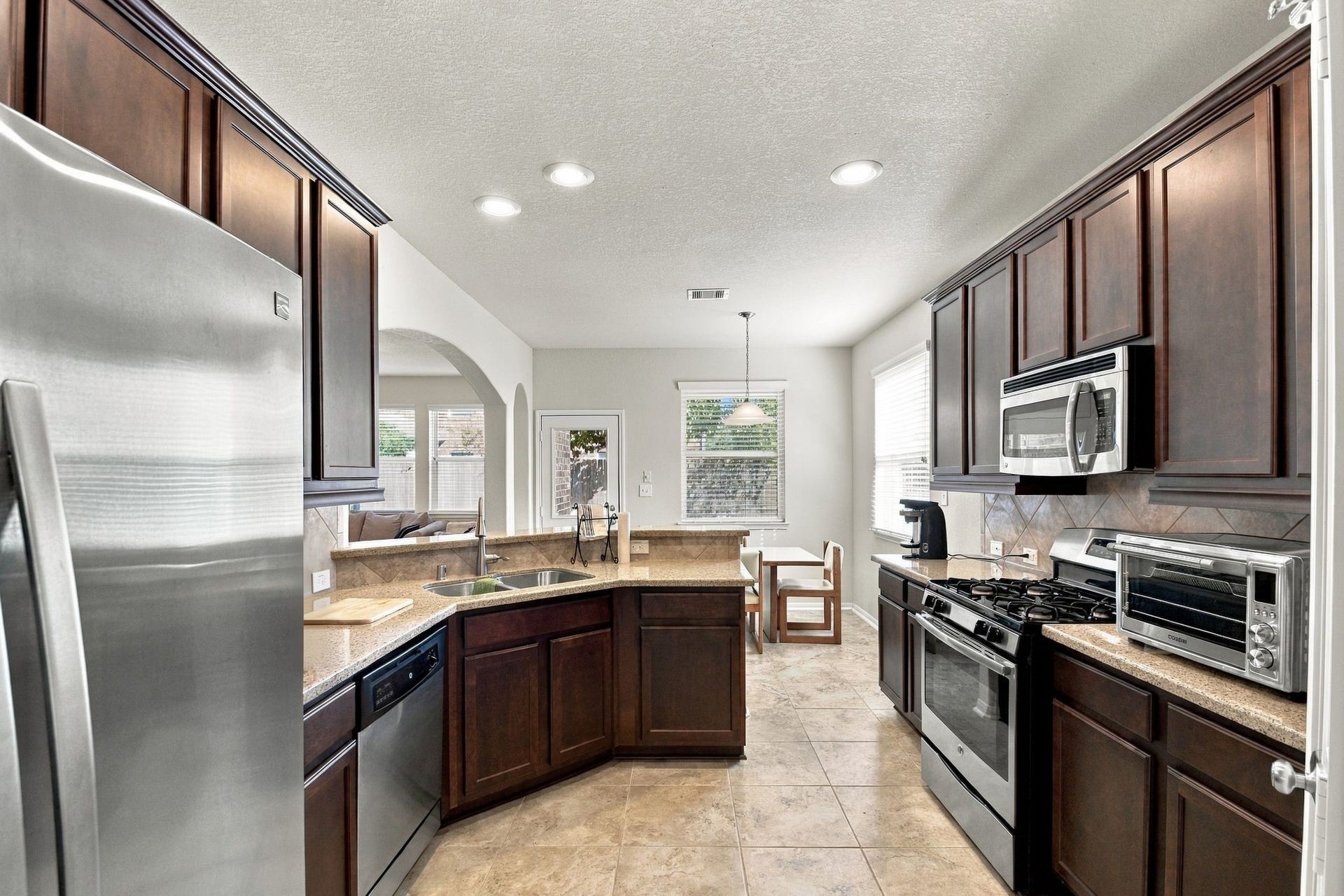 4205 Orchard Court, Pearland, TX 77584 4205 Orchard Court, Pearland, TX 77584