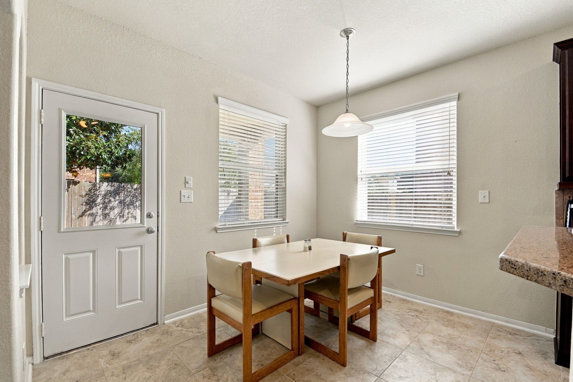 4205 Orchard Court, Pearland, TX 77584 4205 Orchard Court, Pearland, TX 77584