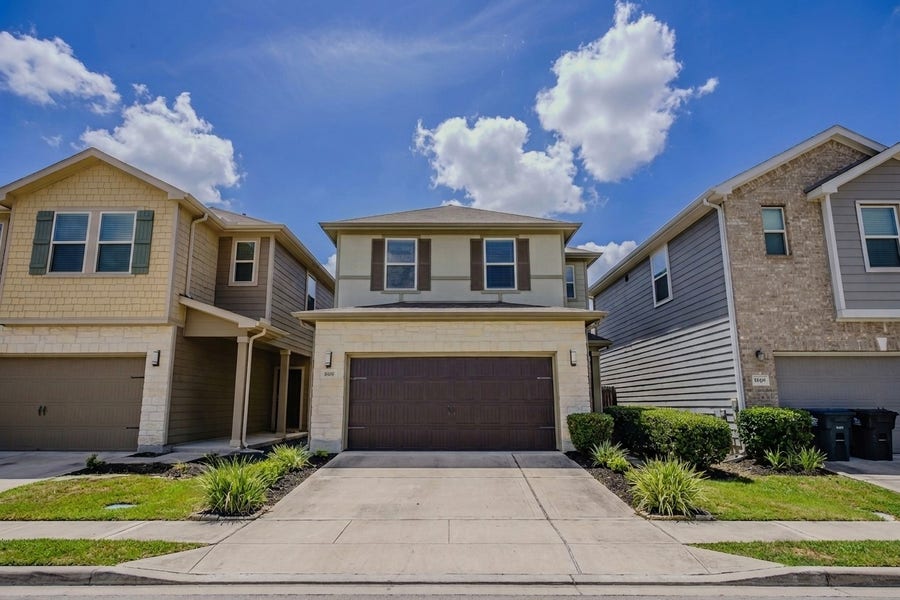 Property photo for 8609 Cedar Brook Point Drive, Houston, TX
