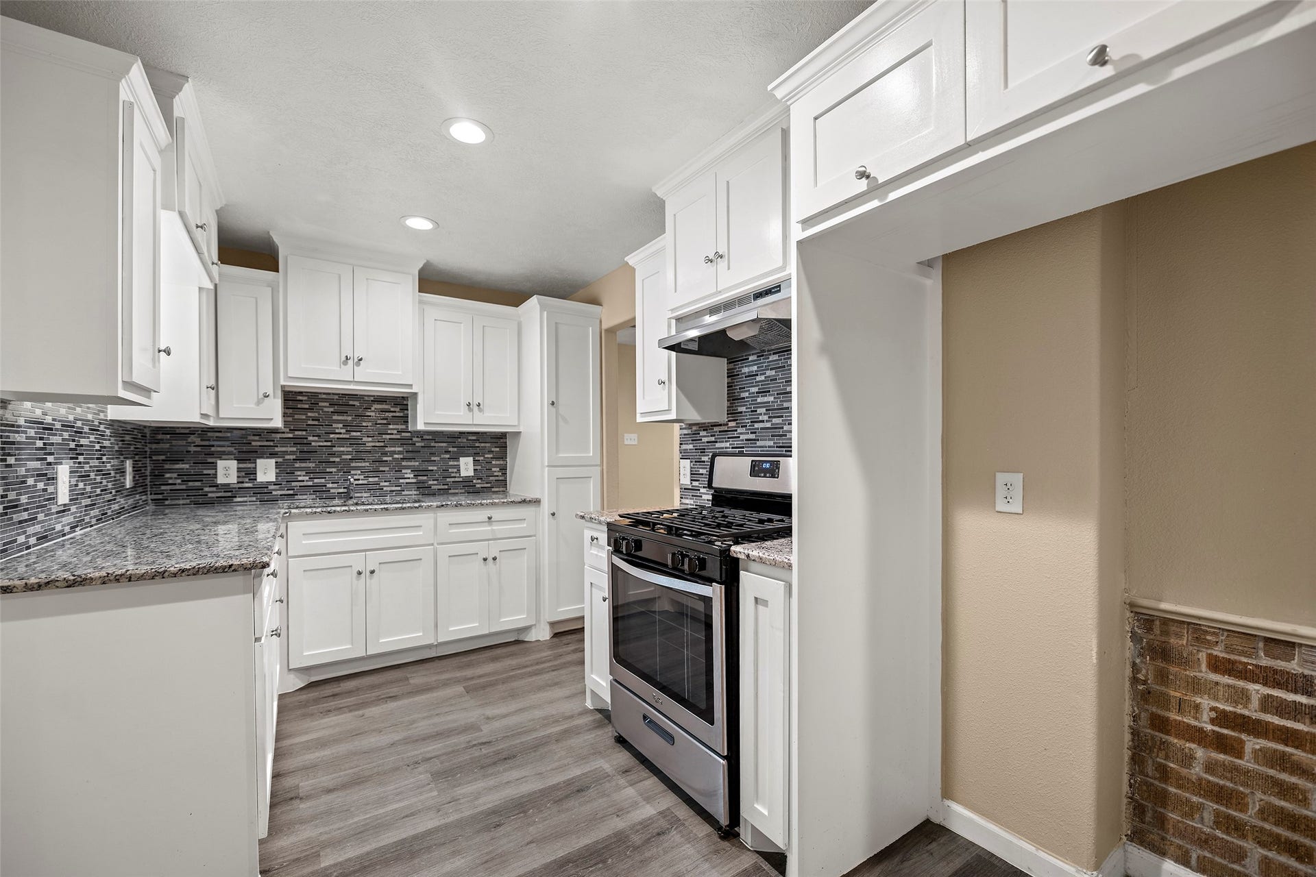 1608 Eastway Street, Galena Park, TX 77547 Kitchen