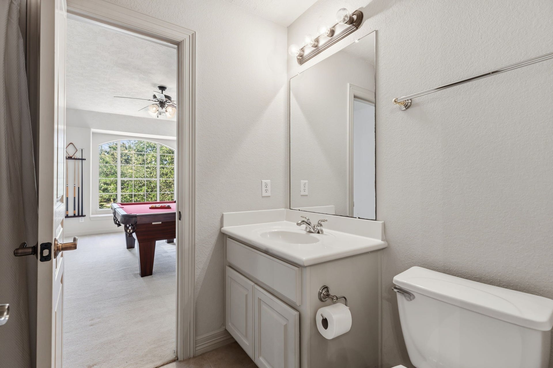 8411 Middle Canyon Road, Katy, TX 77494 8411 Middle Canyon Road, Katy, TX 77494