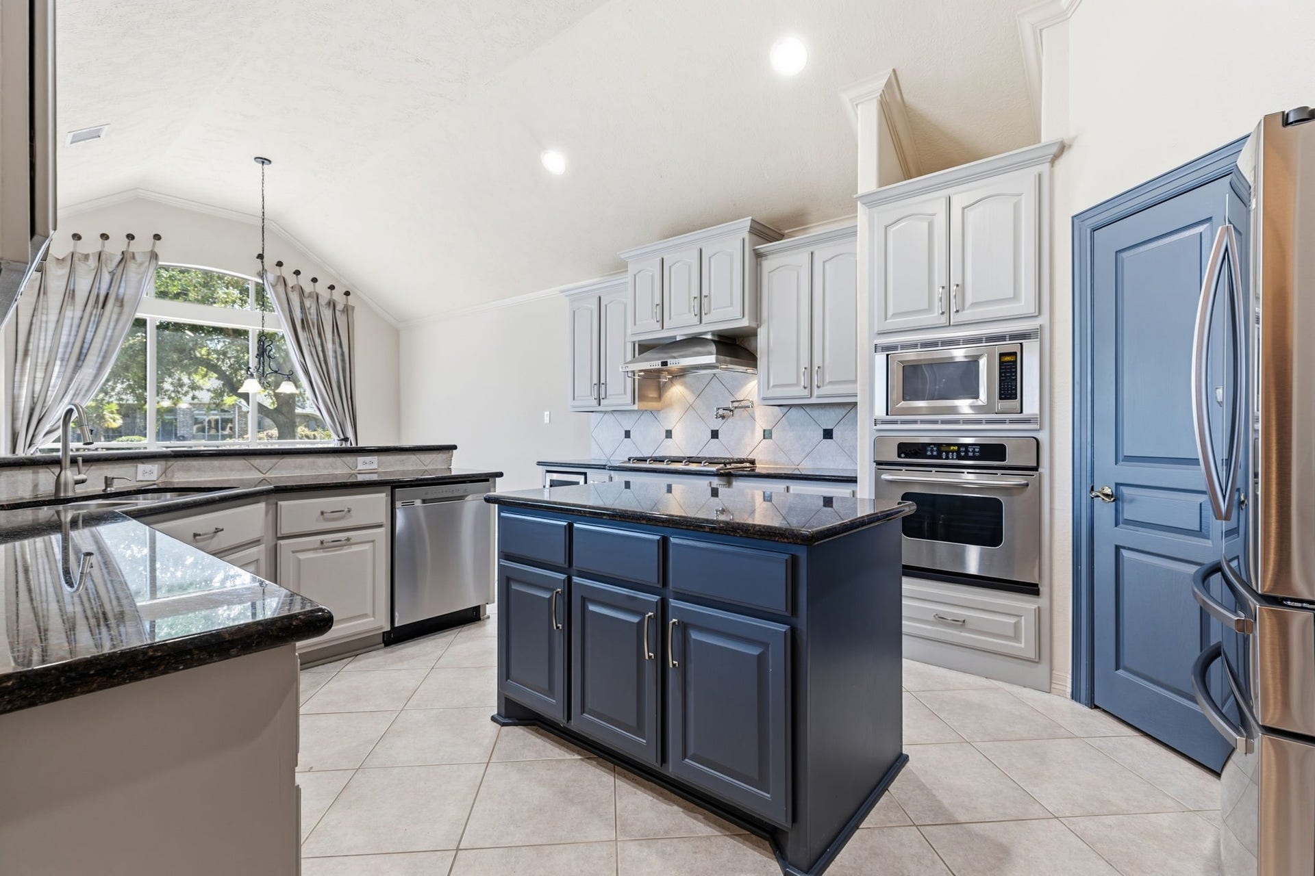 8411 Middle Canyon Road, Katy, TX 77494 8411 Middle Canyon Road, Katy, TX 77494