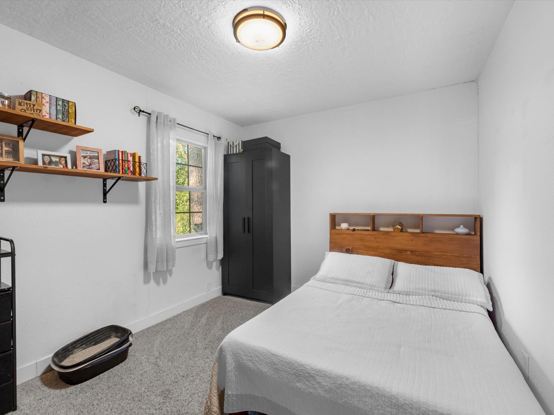32403 Dobbin Huffsmith Road, Magnolia, TX 77354 secondary bedroom.