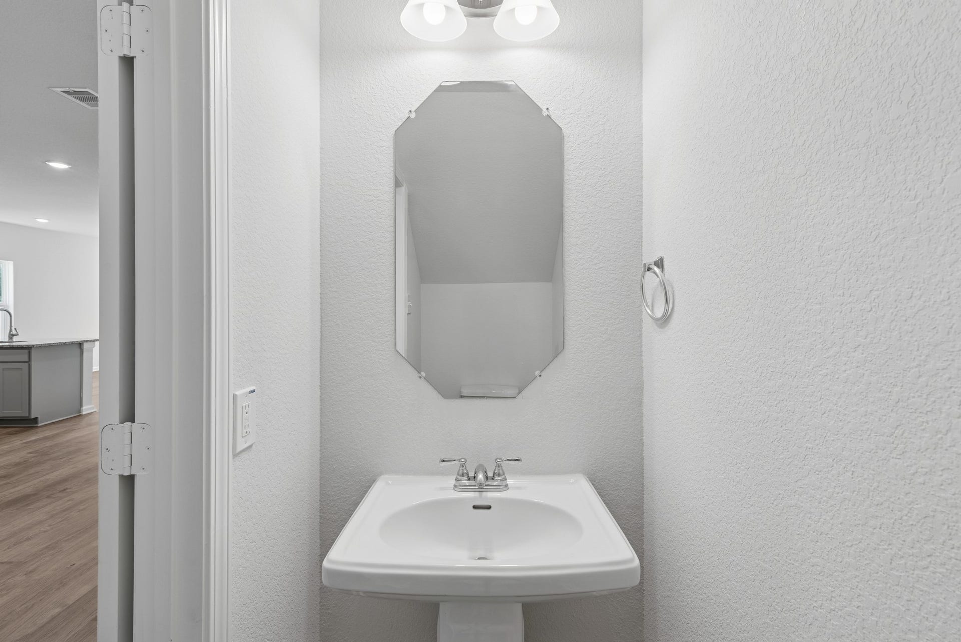 1626 River Scene Trail, Dayton, TX 77535 The Sparrow II- Powder Bath. Sample floor plan image for illustration; upgrades, options, and colors may vary.