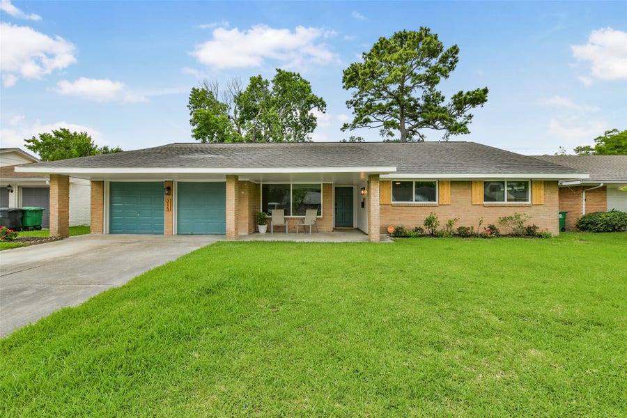 Property photo for 315 Ravenhead Drive, Houston, TX