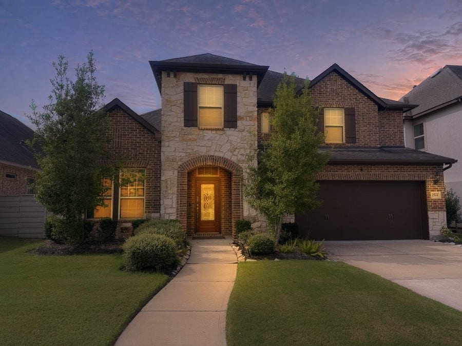 Property photo for 2514 Deerwood Heights Lane, Manvel, TX