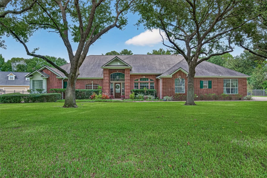 Property photo for 3019 S Saddlebrook Lane, Katy, TX