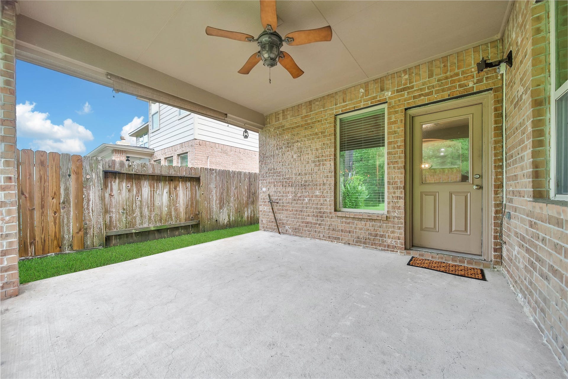 5511 Claymore Meadow Lane, Spring, TX 77389 5511 Claymore Meadow Lane, Spring, TX 77389