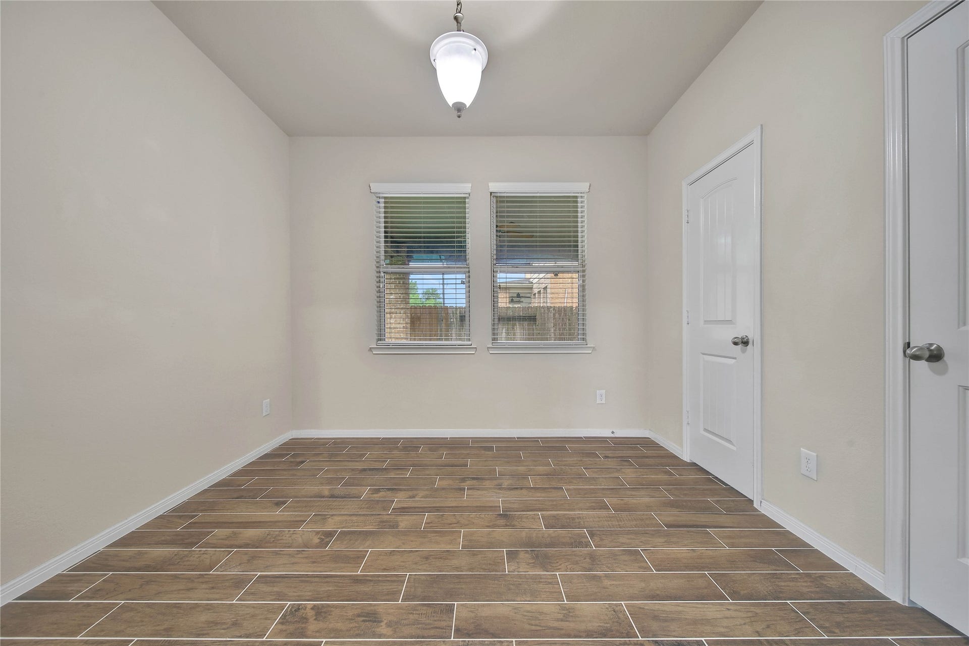 5511 Claymore Meadow Lane, Spring, TX 77389 5511 Claymore Meadow Lane, Spring, TX 77389
