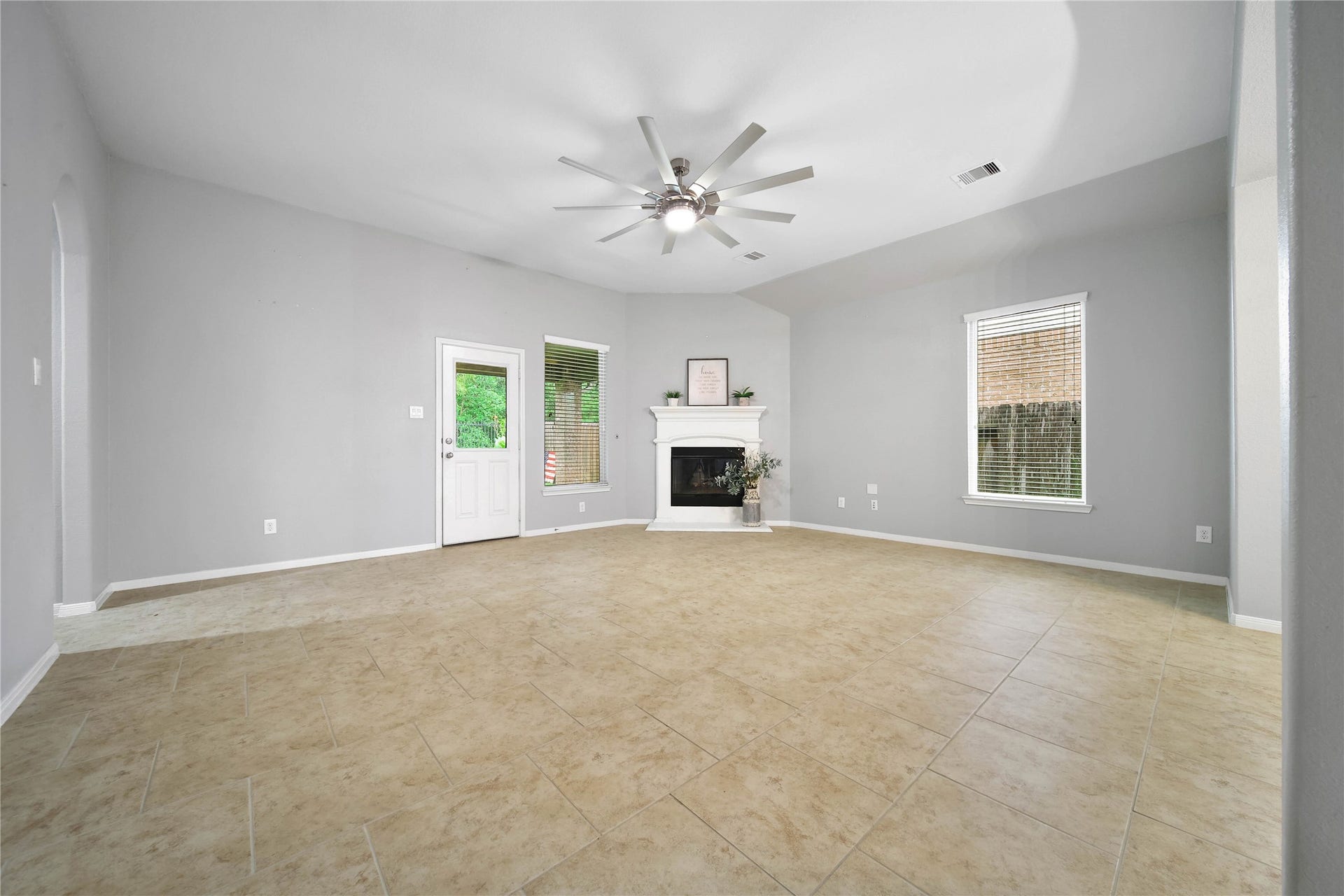 5511 Claymore Meadow Lane, Spring, TX 77389 5511 Claymore Meadow Lane, Spring, TX 77389