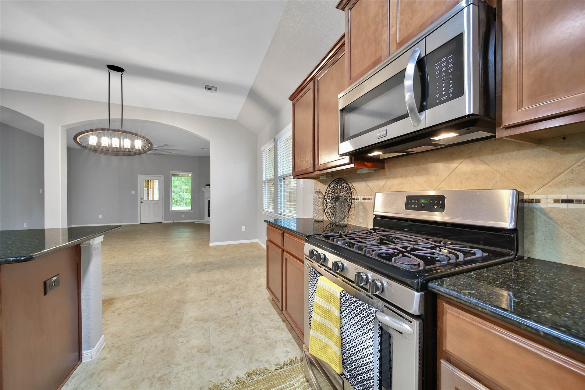 5511 Claymore Meadow Lane, Spring, TX 77389 5511 Claymore Meadow Lane, Spring, TX 77389