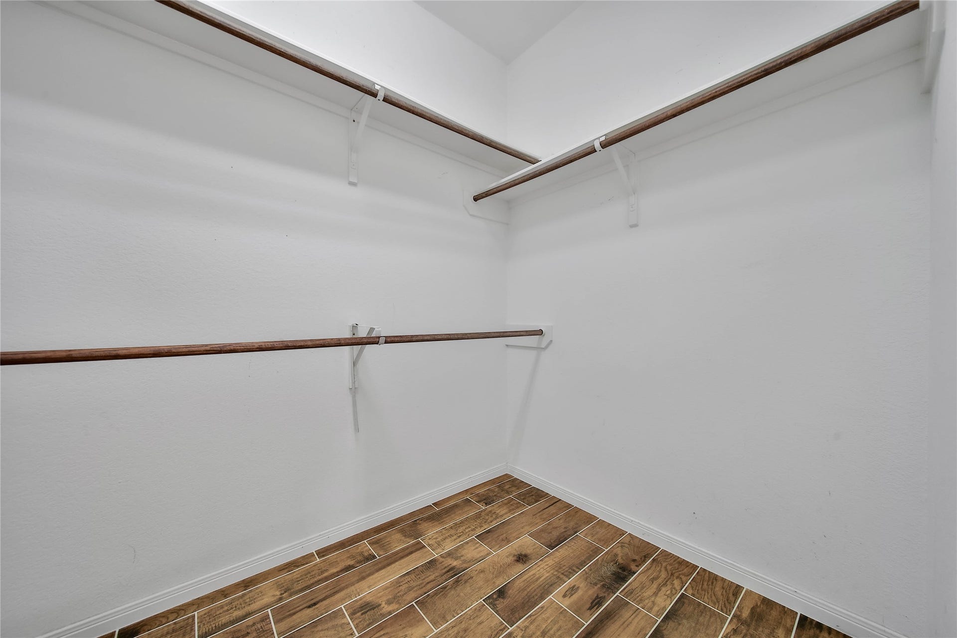 5511 Claymore Meadow Lane, Spring, TX 77389 5511 Claymore Meadow Lane, Spring, TX 77389
