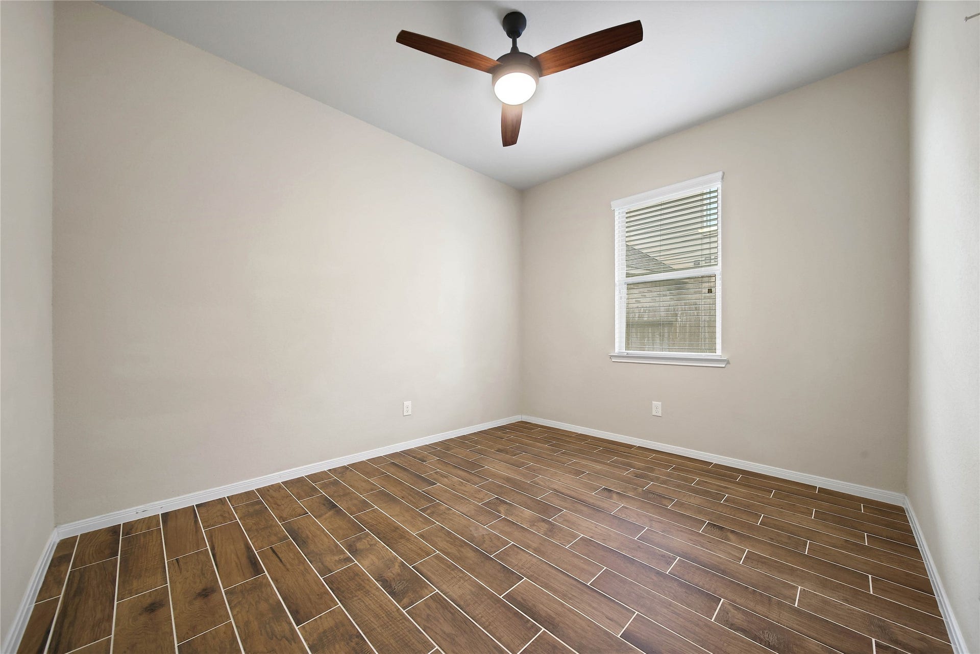 5511 Claymore Meadow Lane, Spring, TX 77389 5511 Claymore Meadow Lane, Spring, TX 77389