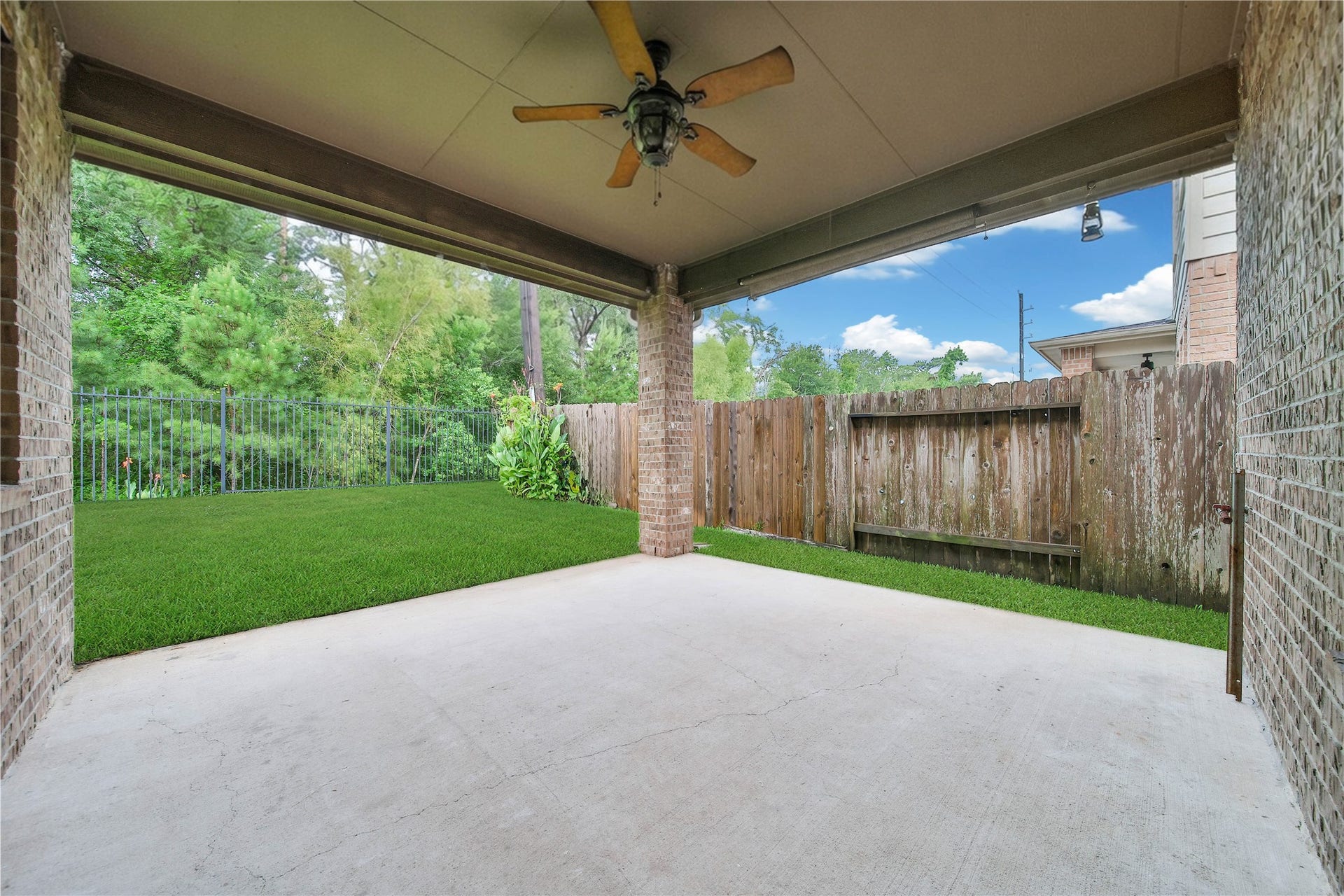 5511 Claymore Meadow Lane, Spring, TX 77389 5511 Claymore Meadow Lane, Spring, TX 77389