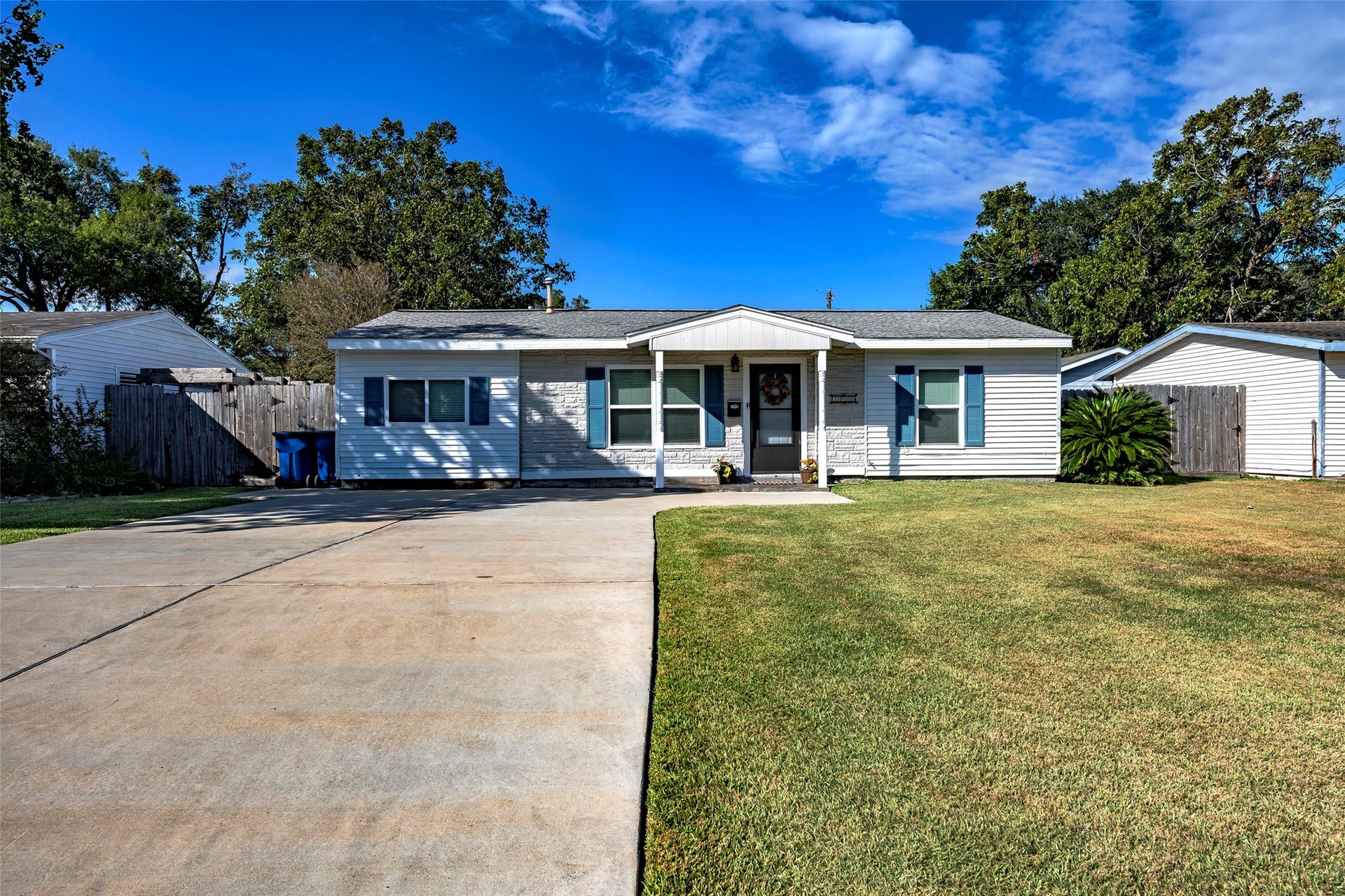 1810 3rd Avenue N, Texas City, TX 77590 1810 3rd Avenue N, Texas City, TX 77590