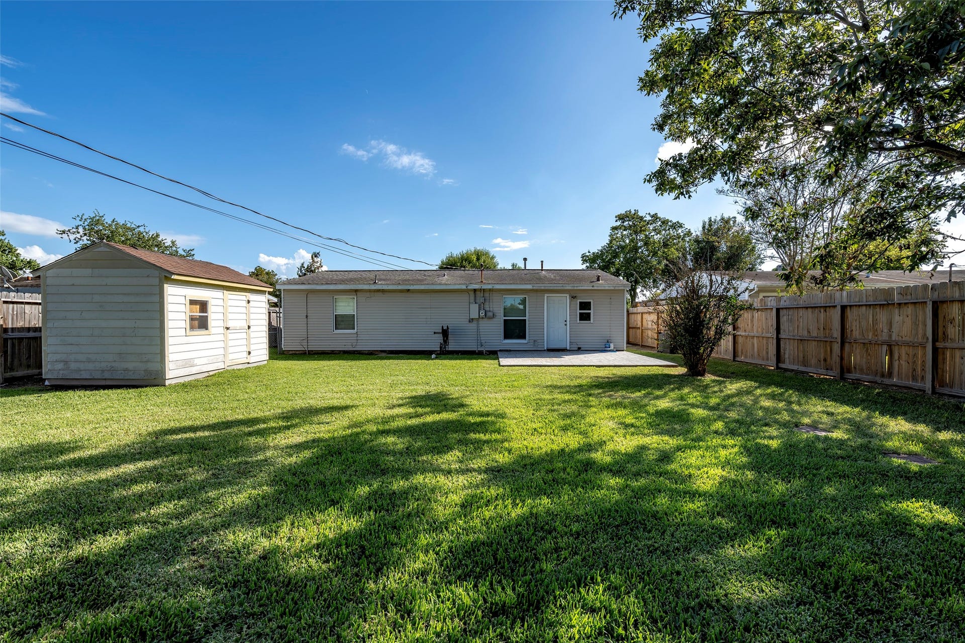 1810 3rd Avenue N, Texas City, TX 77590 1810 3rd Avenue N, Texas City, TX 77590