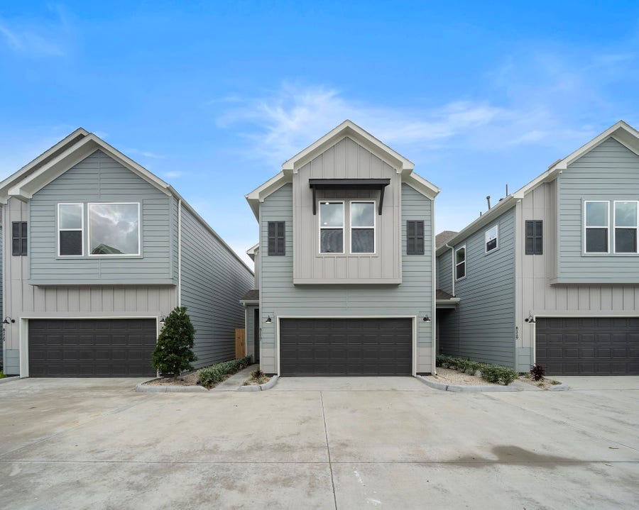 Property photo for 8120 Esther Acres Lane, Houston, TX
