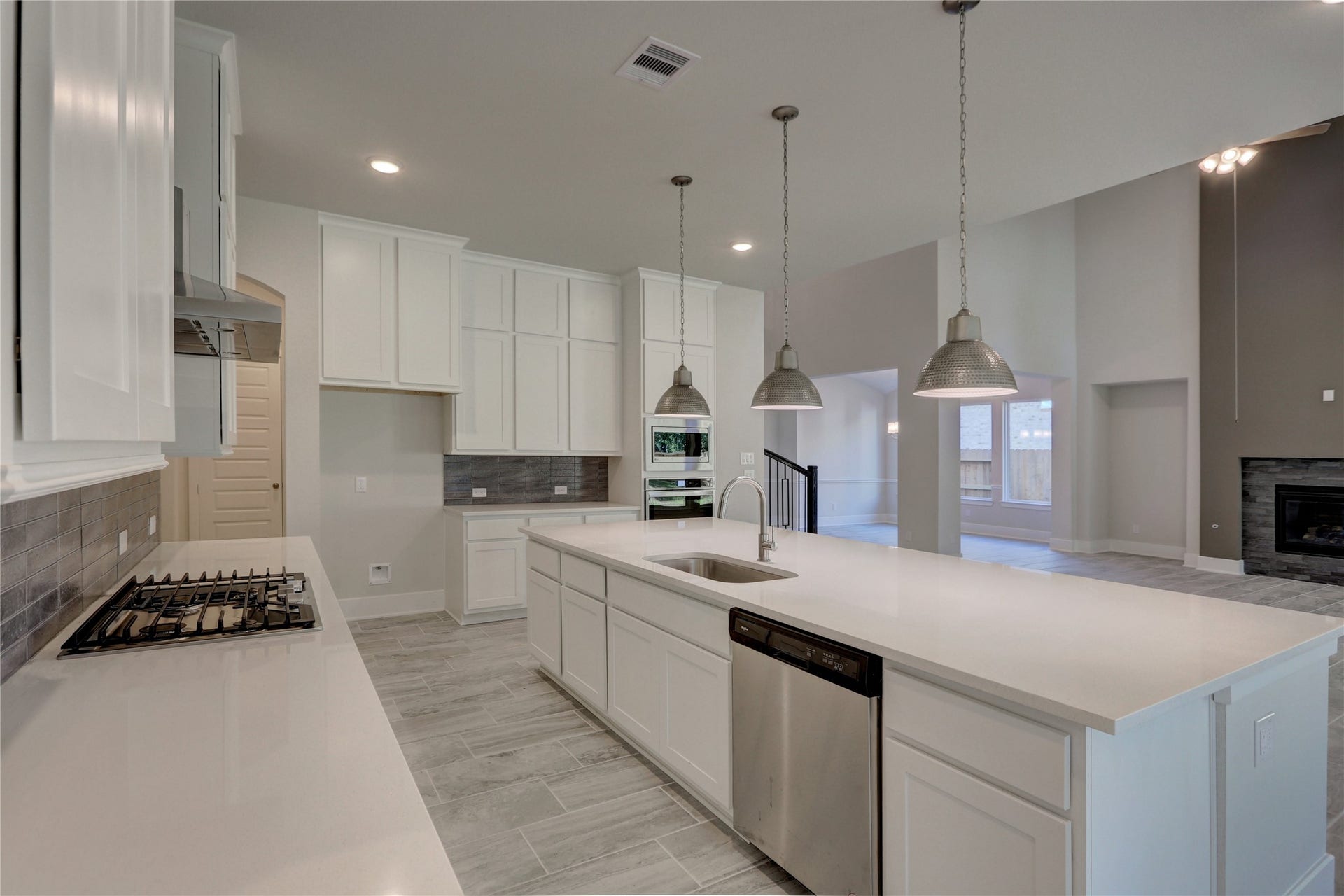 115 Keechie Creek Court, Conroe, TX 77304
